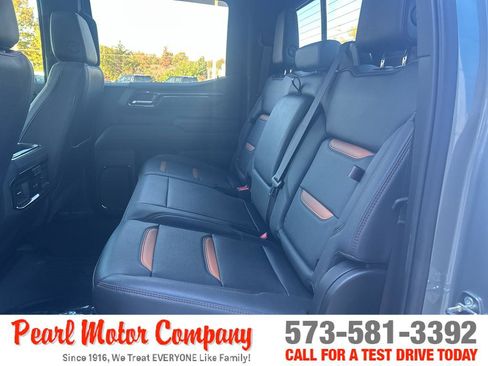Certified 2023 GMC Sierra 1500 AT4 w/ Technology Package image 22