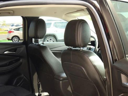 Used 2025 Buick Encore GX Preferred w/ Comfort Package AWD/4WD image 43
