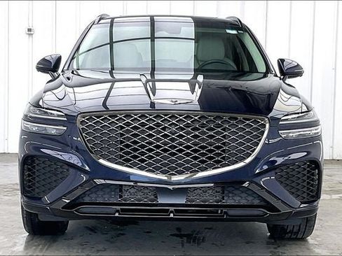 Used 2025 Genesis GV70 3.5T Sport w/ Sport Advanced Package AWD/4WD image 3