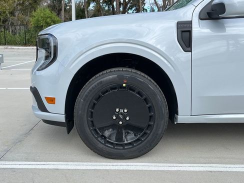 New 2026 Ford Maverick Lobo AWD/4WD image 11