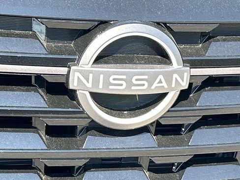 New 2026 Nissan Pathfinder SV w/ SV Premium Package FWD image 11
