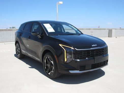 Used 2026 Kia Sportage S AWD/4WD image 2