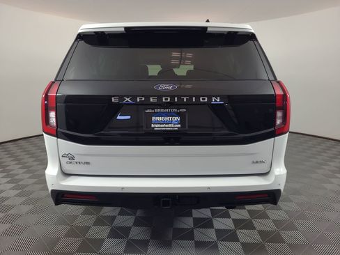 Used 2025 Ford Expedition Max Active image 4