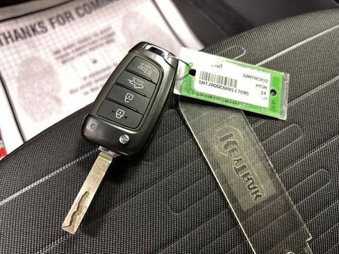 Used 2024 Hyundai Santa Cruz SE image 31