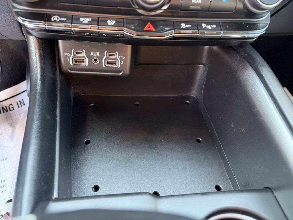 Used 2021 Dodge Durango SXT AWD/4WD image 34