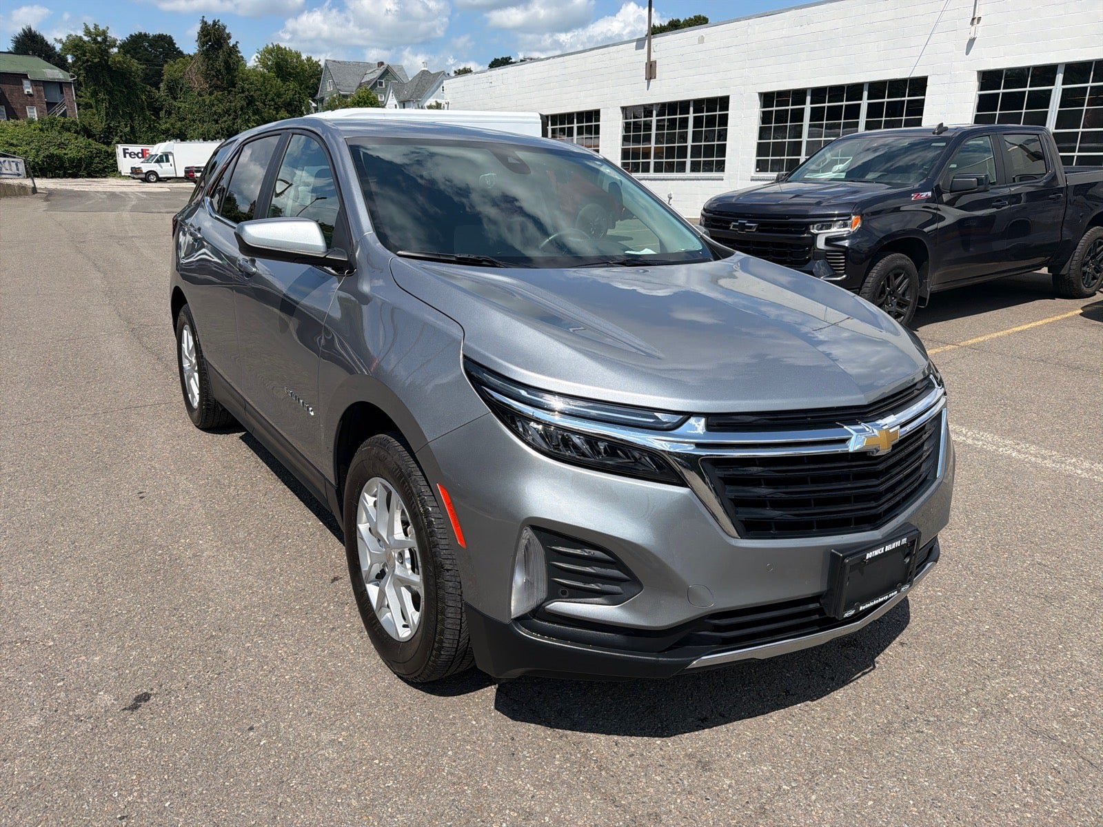 Used 2024 Chevrolet Equinox LT AWD/4WD image 3