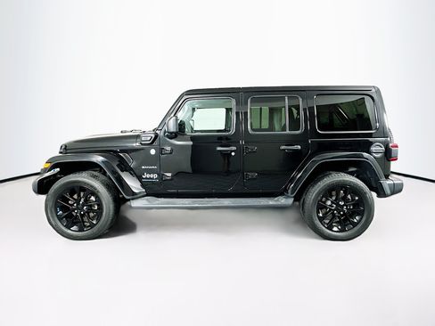 Used 2023 Jeep Wrangler Unlimited Sahara w/ Cold Weather Group AWD/4WD image 4