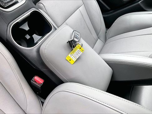 Used 2024 Subaru Legacy Limited AWD/4WD image 17