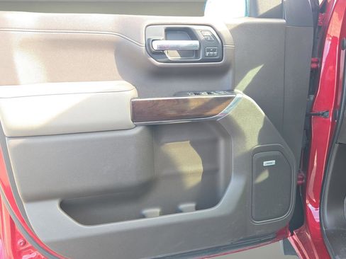 Used 2019 GMC Sierra 1500 SLT image 33