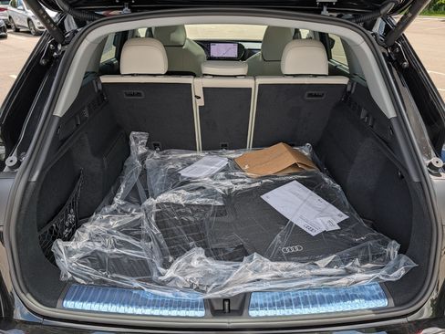 New 2026 Audi Q5 Prestige AWD/4WD image 7