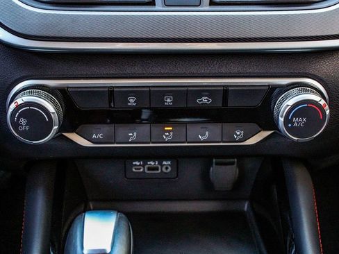 Used 2024 Nissan Altima 2.5 SR image 22