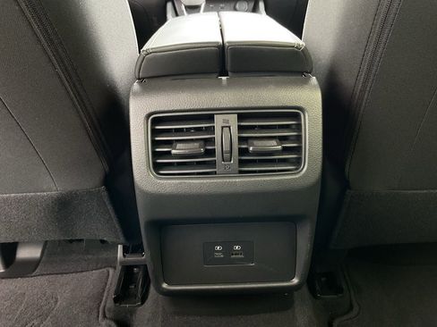 Used 2023 Nissan Rogue SV image 19