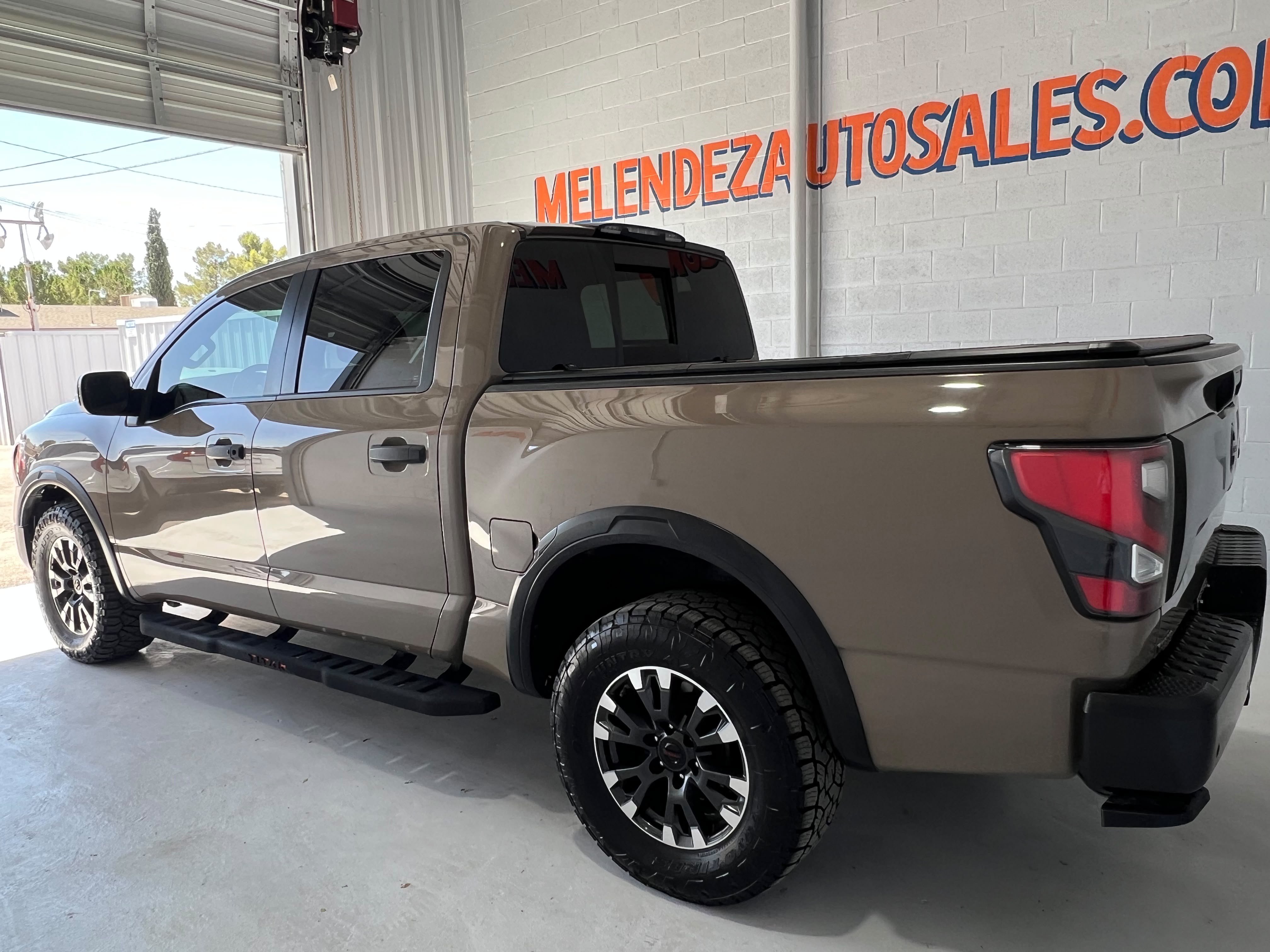 Used 2021 Nissan Titan PRO-4X w/ Pro-4x Convenience Package AWD/4WD image 2