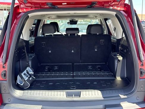 Used 2025 Hyundai Santa Fe XRT w/ Tow & Go Package AWD/4WD image 16