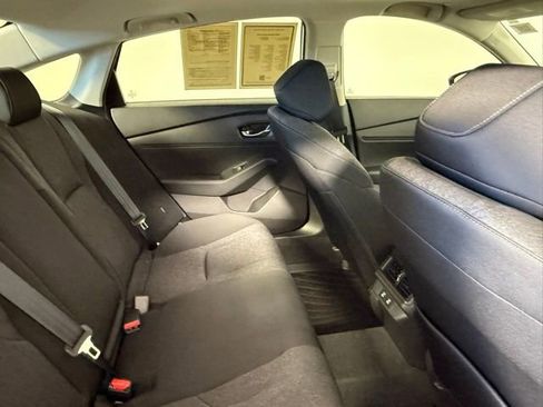 Used 2025 Honda Accord SE image 38