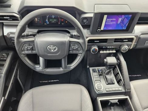 Certified 2025 Toyota Tacoma SR5 image 27