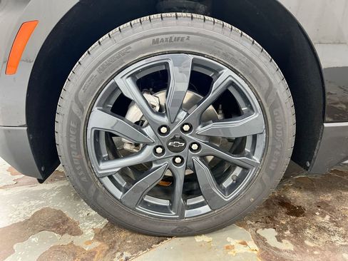 Used 2023 Chevrolet Equinox RS w/ RS Leather Package AWD/4WD image 28