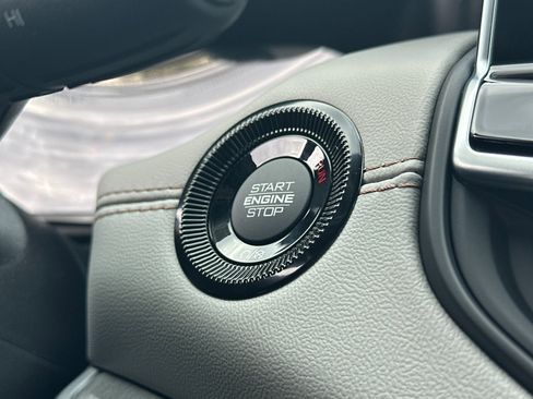 New 2026 Jeep Compass Limited image 20