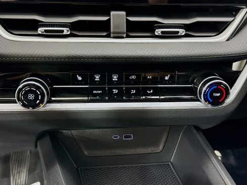 New 2026 Chevrolet Equinox LT image 17