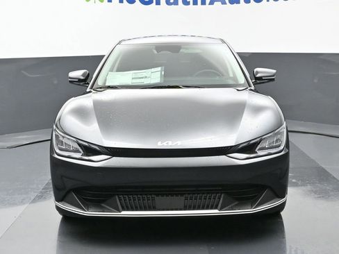 Used 2024 Kia EV6 Light image 4