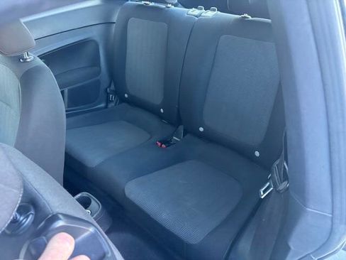 Used 2012 Volkswagen Beetle 2.5 image 8