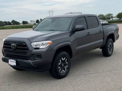 Used 2019 Toyota Tacoma SR w/ SR Convenience Package RWD image 4