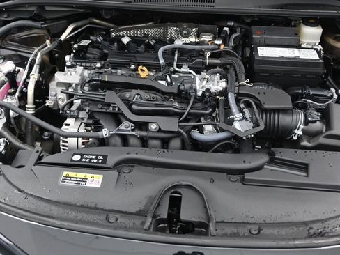 Used 2025 Toyota Corolla LE w/ Convenience Package FWD image 17