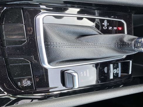 New 2026 Jeep Compass Limited image 16