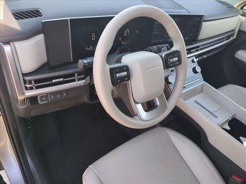 Used 2026 Hyundai Santa Fe SEL FWD image 10