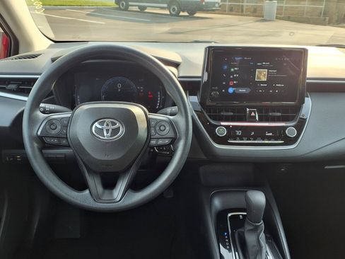 Certified 2026 Toyota Corolla LE FWD image 5
