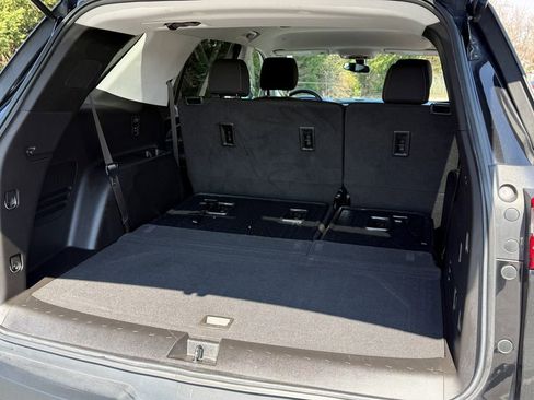 Used 2021 Chevrolet Traverse LS w/ LPO, Blackout Package image 13