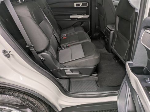 Certified 2023 Ford Explorer XLT image 25