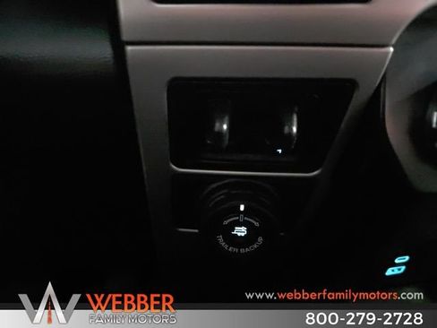 Used 2022 Ford F250 Lariat w/ Tremor Off-Road Package image 22