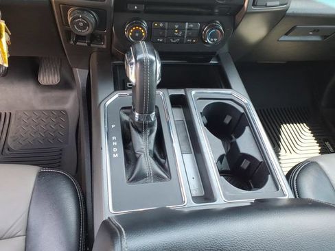 Used 2017 Ford F150 XLT w/ Equipment Group 302A Luxury RWD image 15