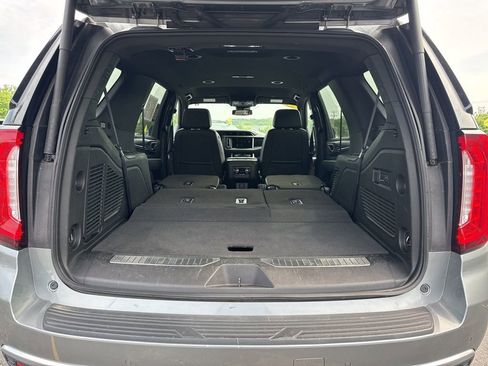 Used 2023 GMC Yukon Denali image 30