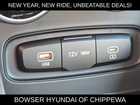 New 2026 Hyundai Venue SE image 10