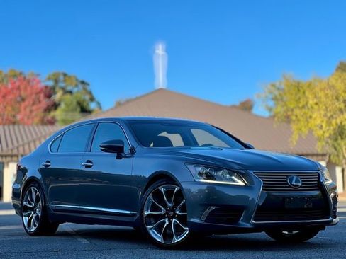 Used 2014 Lexus LS 600h L image 3