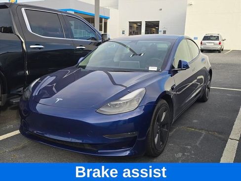 Used 2023 Tesla Model 3 Standard Range RWD image 10