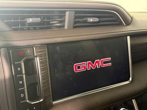 Used 2024 GMC Yukon Denali AWD/4WD image 19