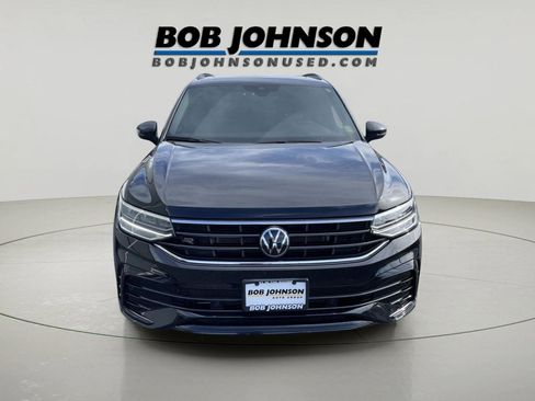 Used 2024 Volkswagen Tiguan SE R-Line AWD/4WD image 8