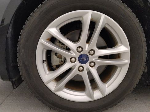 Used 2018 Ford Fusion SE FWD image 31
