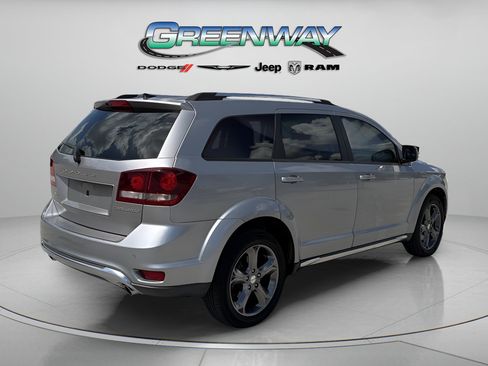 Used 2015 Dodge Journey Crossroad w/ Flexible Seating Group FWD image 3