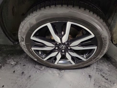 Used 2020 Honda Pilot Elite image 10