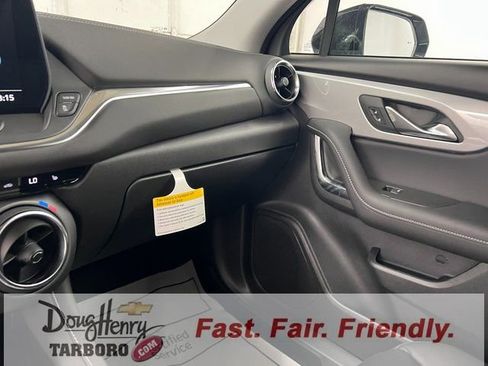 New 2025 Chevrolet Blazer LT w/ Midnight/Sport Edition image 52