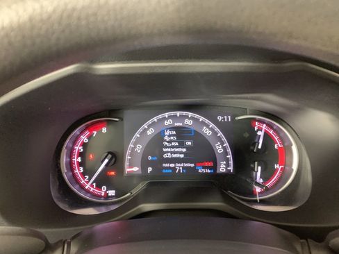Used 2024 Toyota RAV4 LE image 18