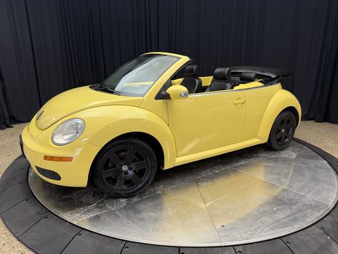 Used 2007 Volkswagen Beetle 2.5 2dr Convertible (2.5L I5 5 image 3