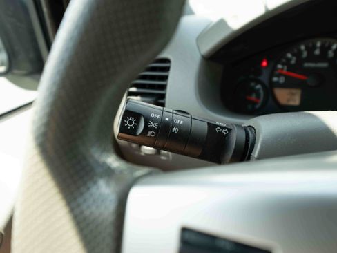 Used 2021 Nissan Frontier SV AWD/4WD image 13