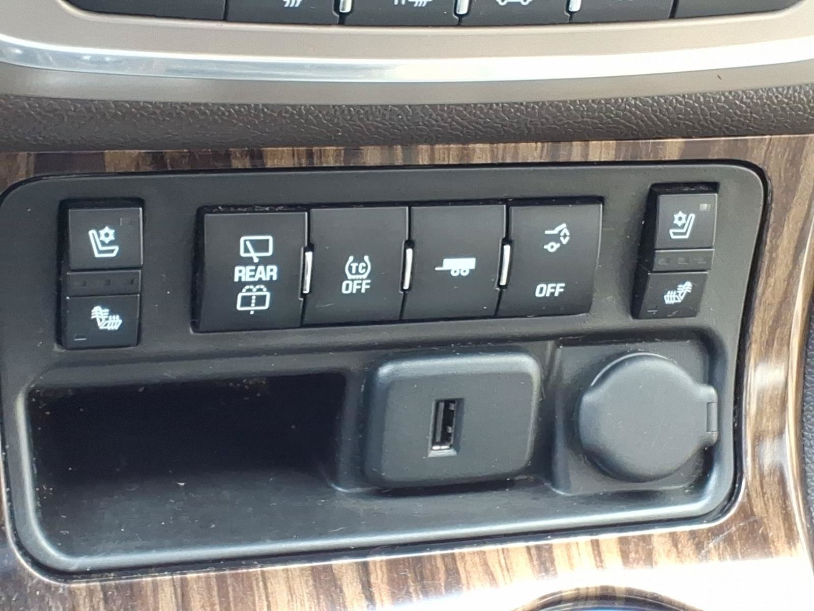 Used 2015 GMC Acadia Denali AWD/4WD image 17