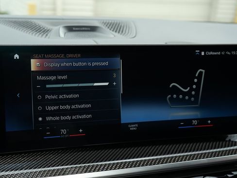 Used 2023 BMW X7 M60i image 18