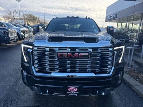 New 2026 GMC Sierra 2500 Denali w/ Denali Reserve Package image 2
